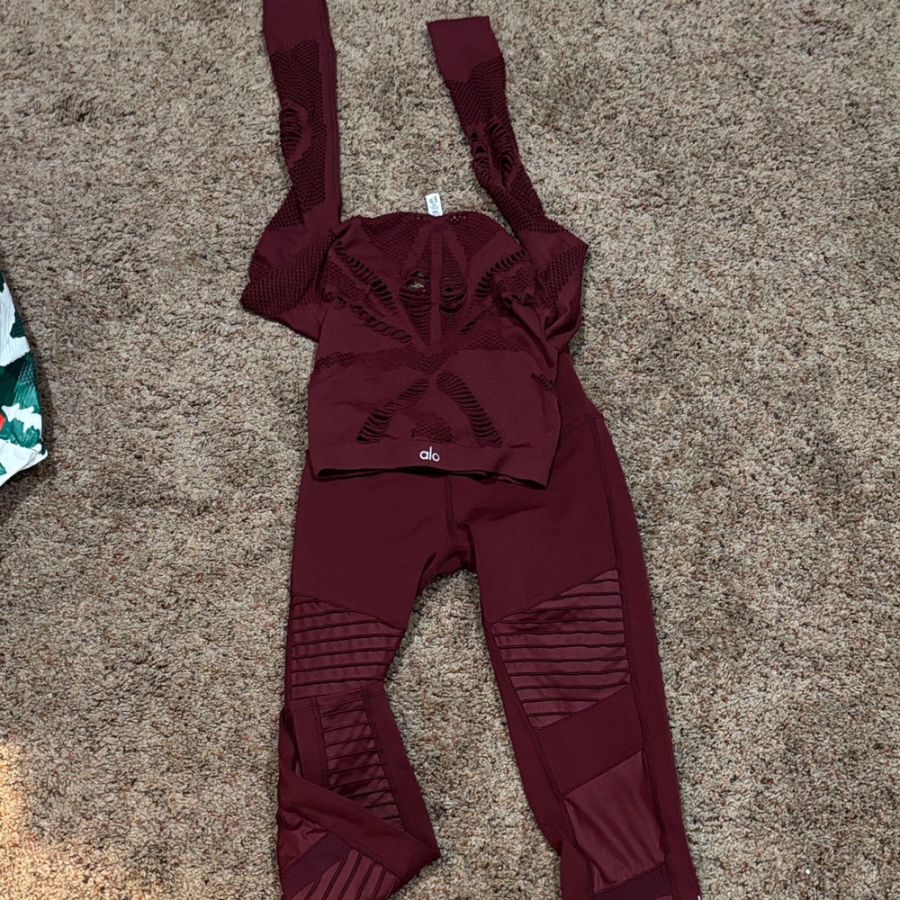 ALO Yoga Deep Red Activewear Ensemble